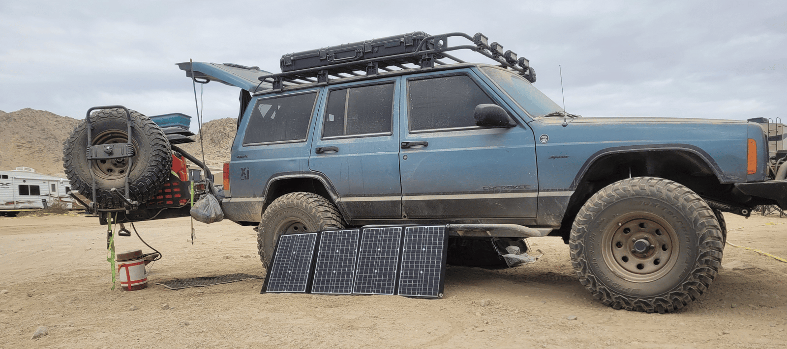 Rigs We Dig: 1999 Jeep Cherokee XJ