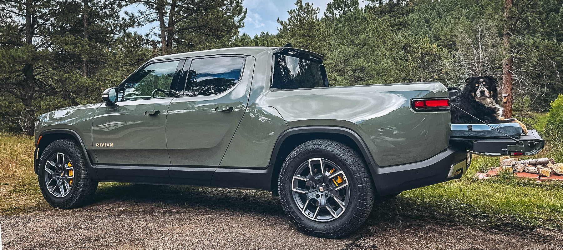 Rivian Truck R1T Fit Check For HEST Dually Long Truck Bed Camper