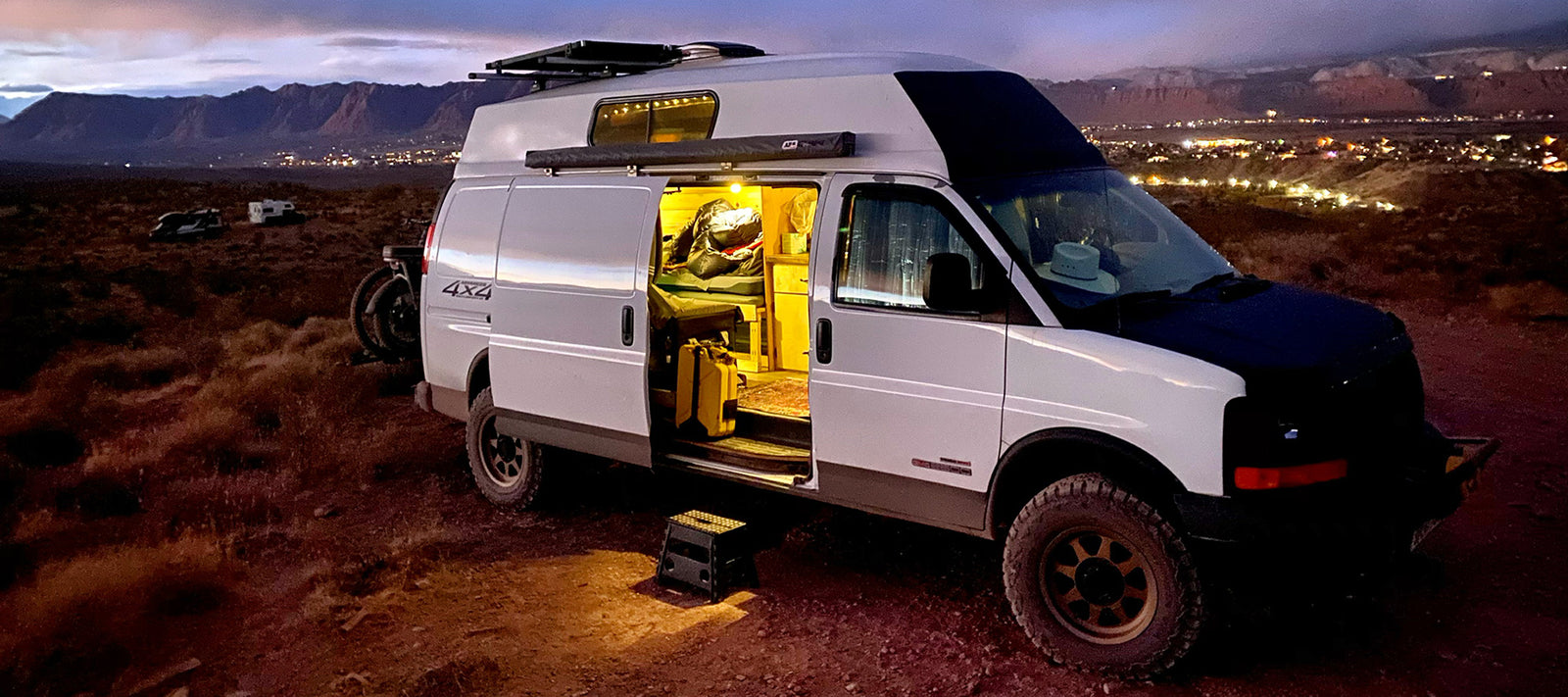 Dirty Weekender - Adventure Vans