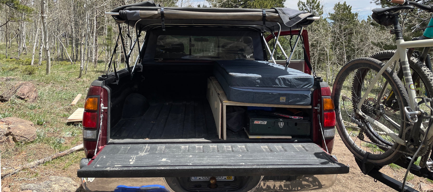 Rigs We Dig: Simple Toyota Tundra Truck Bed Camping - HEST