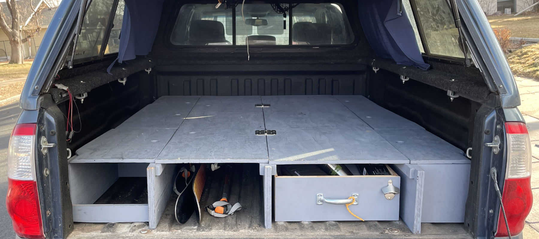 Rigs We Dig: 2005 Toyota Tundra Platform Bed Build Out